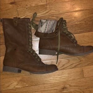 Women’s combat boots